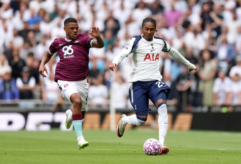 Tottenham vs Burnley (21:00 – 16/08) | Xem lại trận đấu