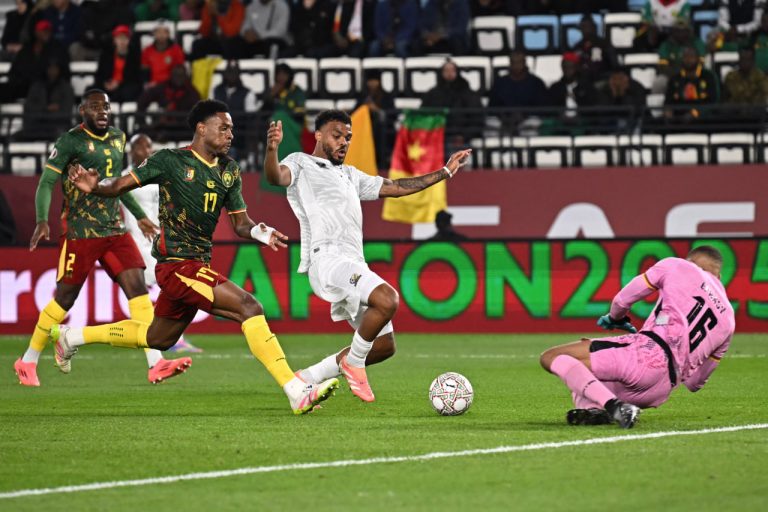 Nam Phi vs Cameroon (02:00 – 05/01) | Xem lại trận đấu